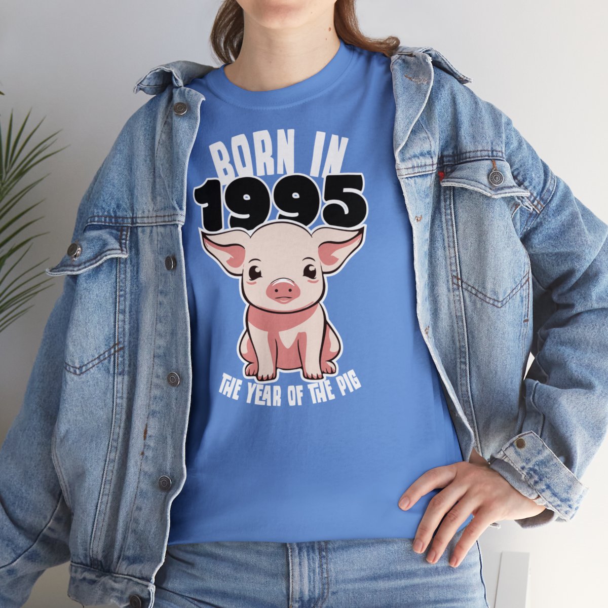 Born in the year of the Pig - Unisex Tee – Bild 3