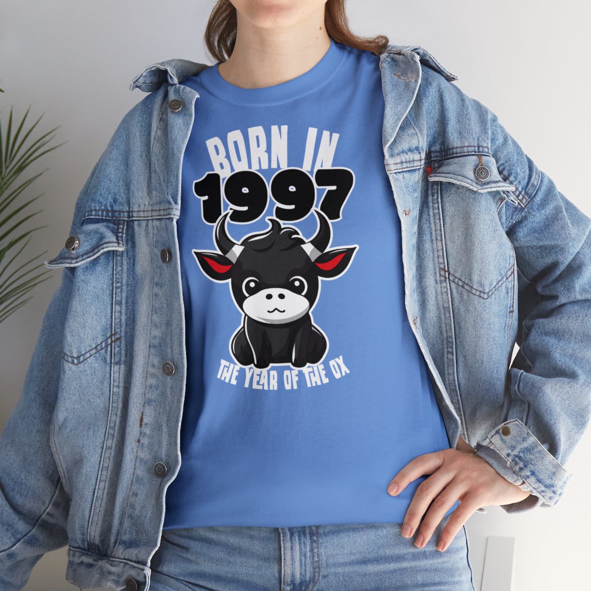 Born in the year of the Rooster - Unisex Tee – Bild 9