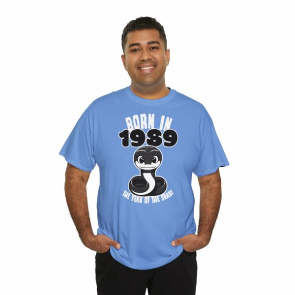 Born in the year of the Snake - Unisex Tee – Bild 8