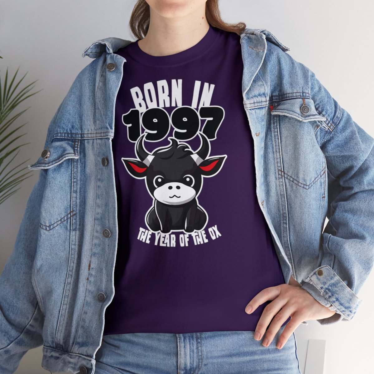 Born in the year of the Rooster - Unisex Tee – Bild 69
