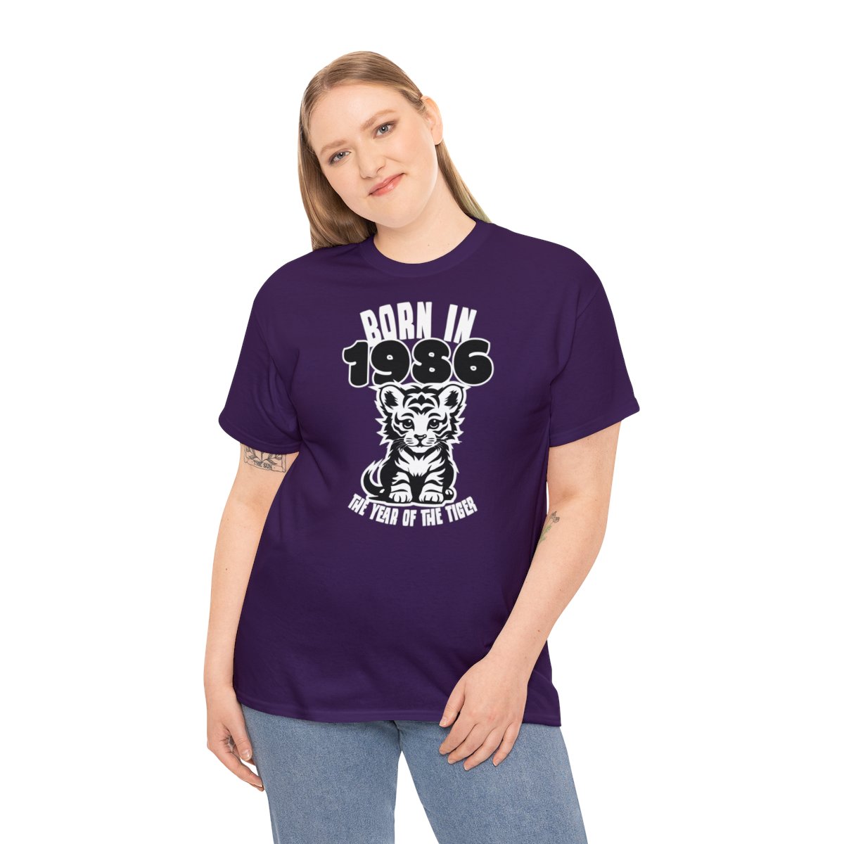 Born in the year of the Tiger - Unisex Tee – Bild 64