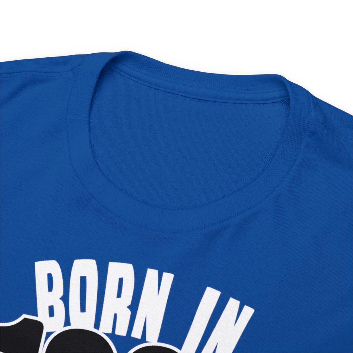 Born in the year of the Rooster - Unisex Tee – Bild 59