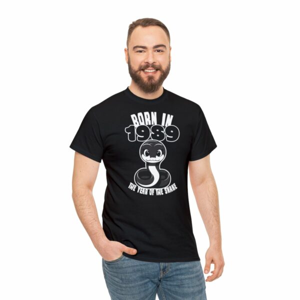Born in the year of the Snake - Unisex Tee – Bild 17