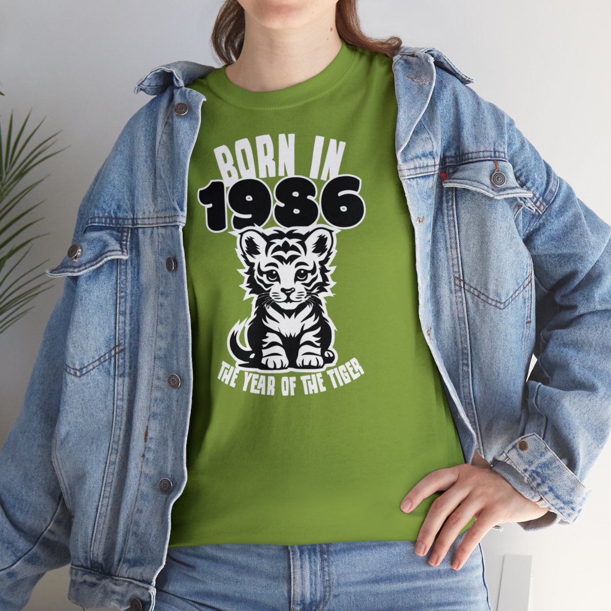 Born in the year of the Tiger - Unisex Tee – Bild 33